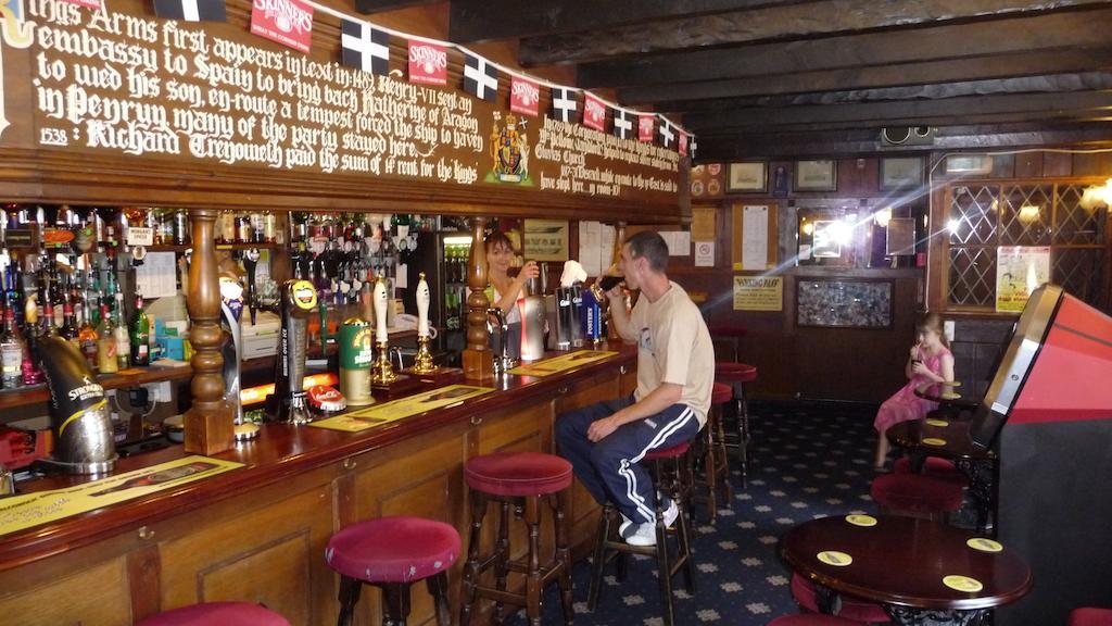 Kings Arms Hotel Penryn Eksteriør billede